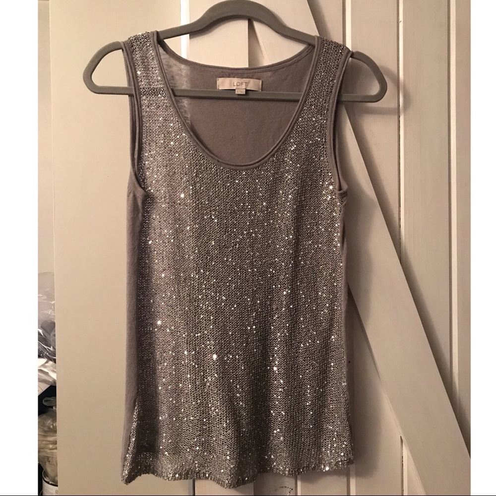 Ann Taylor Loft summery gray tank small